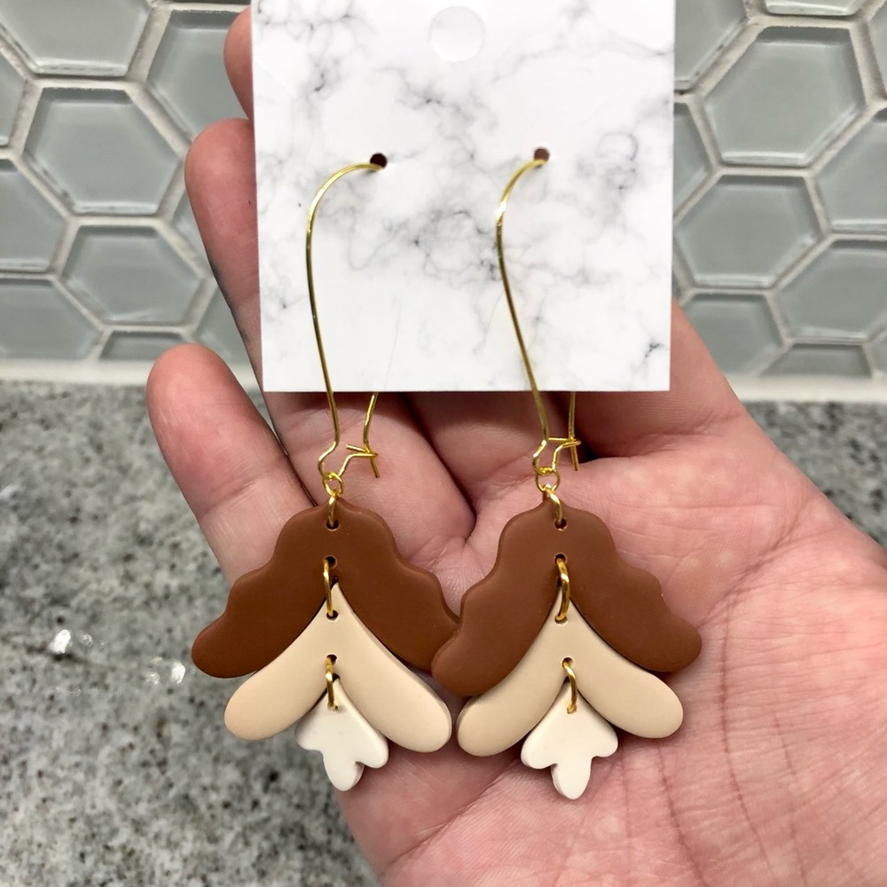 Brown Gold Dangle Earrings
